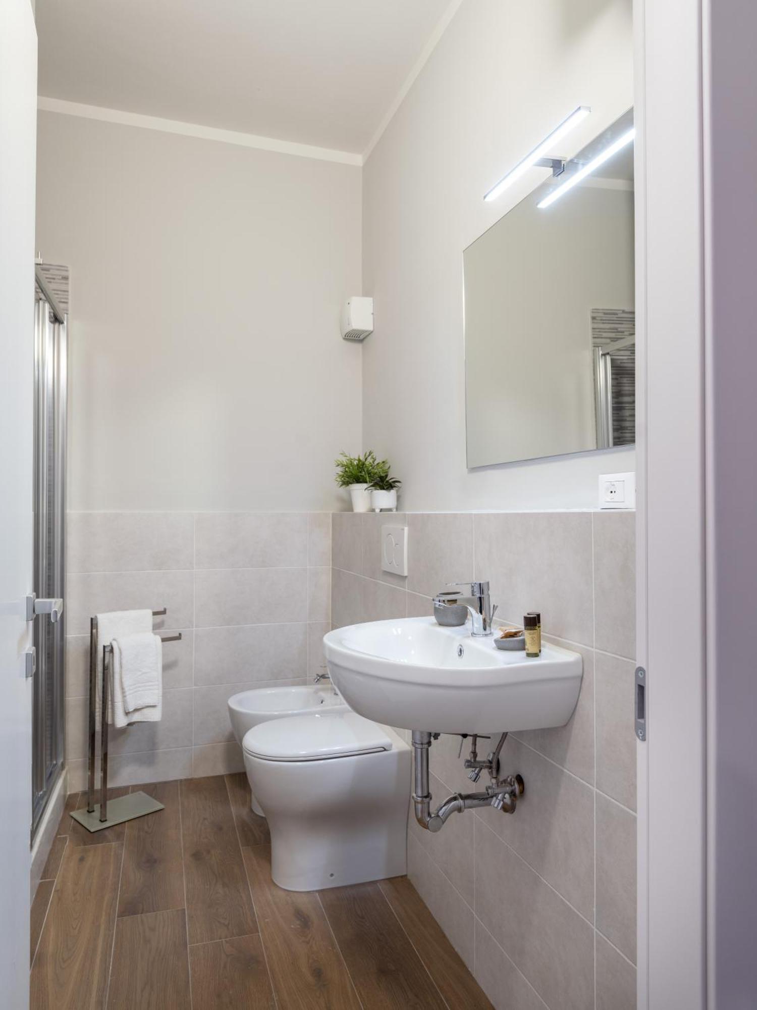 Ponte Alle Mosse Apt - Dolcevita Holiday Флоренция Экстерьер фото